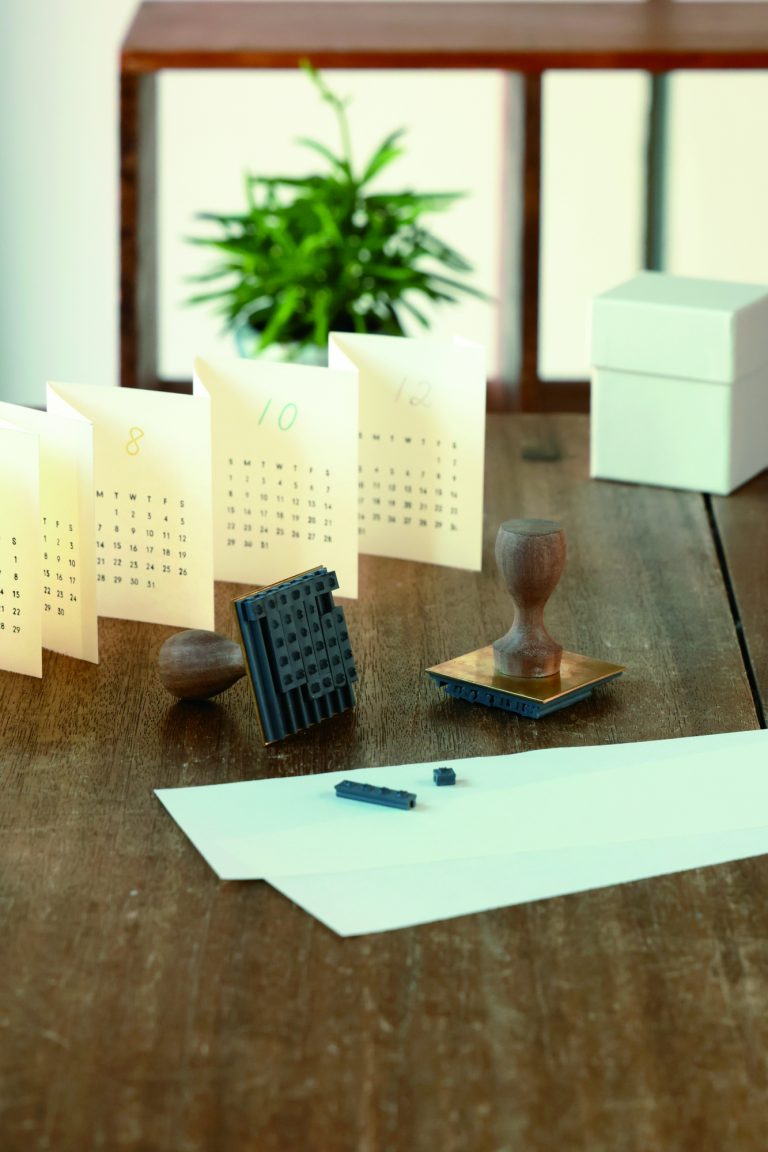 ハンコ 万年カレンダー